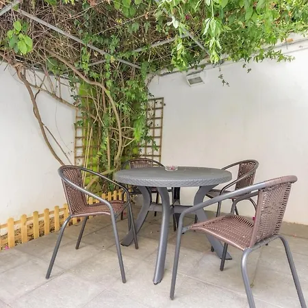 Sweet Secret Garden At Ii Lissabon